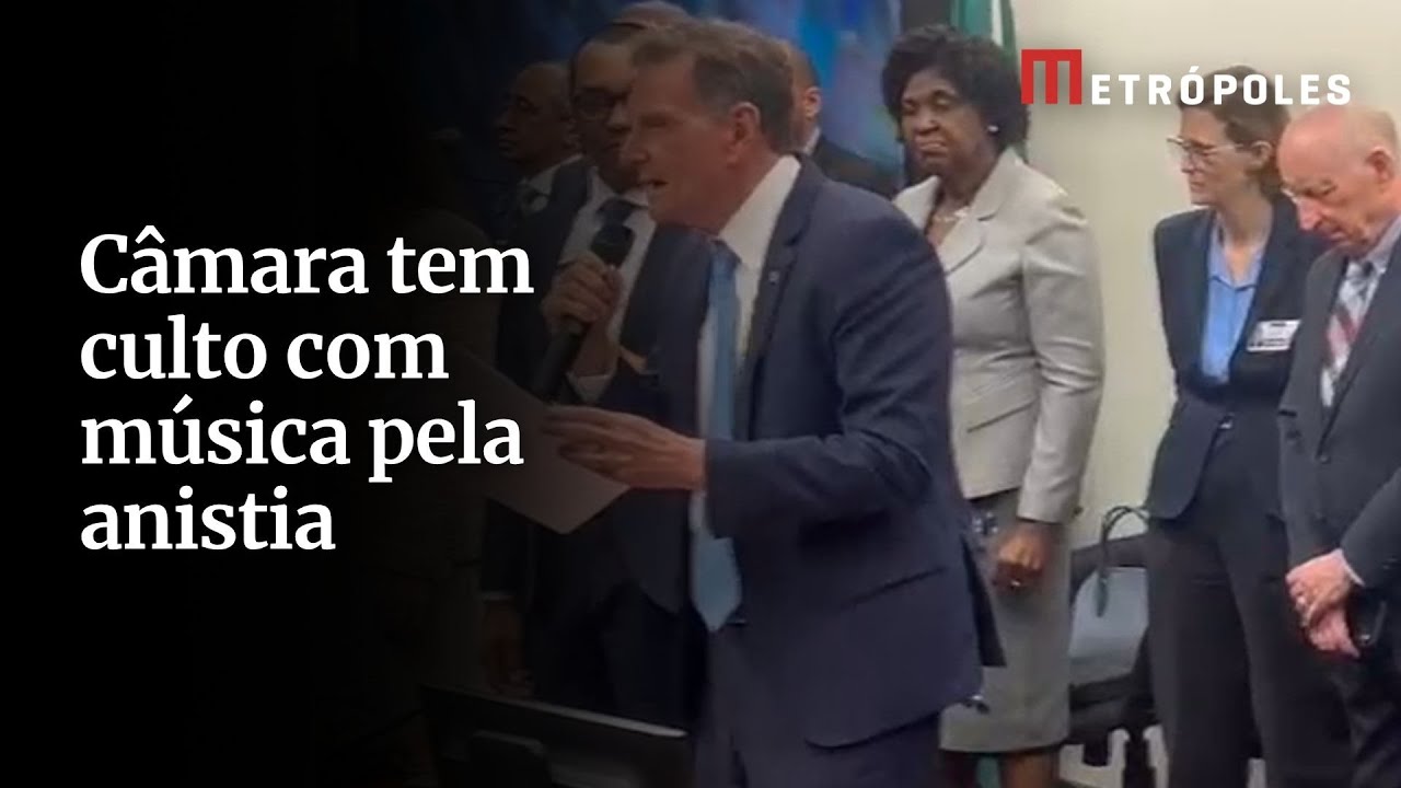 Música sobre anistia é cantada em culto na Câmara dos Deputados