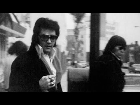 Eyewitness Sonny West talks about Elvis' UFO sighting in 1966