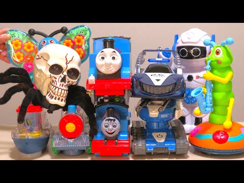 Put the batteries into the unique toys RiChannel