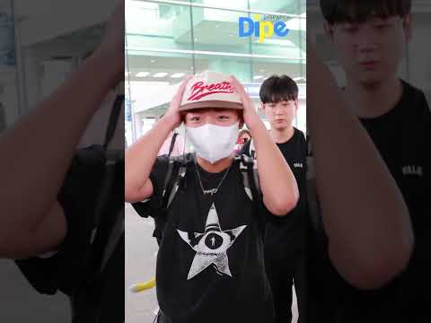 박지훈, 왕큰 키링에 숨은 비밀은?👀│PARK JIHOON's giant keyring has the cutest story💛#박지훈 #parkjihoon #디스패치