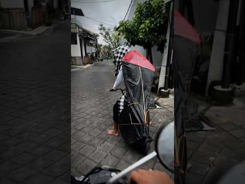 Mau main layangan malah ketemu leak bawa layangan #honda #sunmori #suzuki #motovlog #yamaha #horror