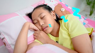 Keysha Dan Sheena Cerita Tentang Bermain & Sekolah-sekolahan