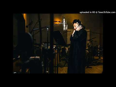 Sia - Solsbury Hill (Alternative Version)