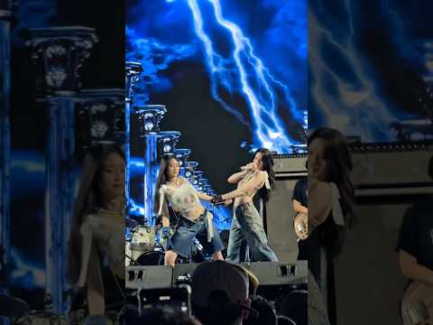 shake it to the bass at Siam Music Fest 2025 💥#808LikeAWave #SiamMusicFest2025
