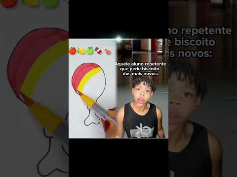 Aquele aluno repetente que pede biscoito dos mais novos: kakakakak #shorts