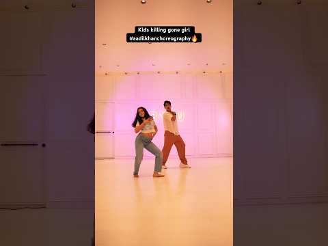 Have danced yet on this viral choreography #gonegirl dance #youtubeshorts share with friends