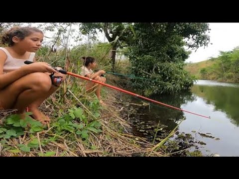 PESCA CAIPIRA COM A ISCA DE SALSICHA.