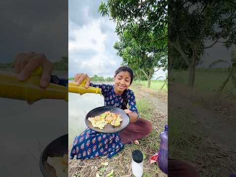 আম আর পেয়ারা একসাথে মাখা😅 #viralvideo #minivlog #village #farming #shortvideo #shorts #video