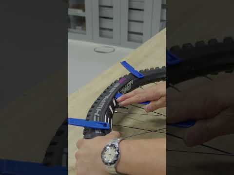 Ever wondered how to use tire levers properly? Watch this!