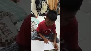 Ajarin dek Arkhan Belajar Membaca.