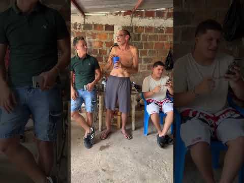 Por andar de gracioso 😂😂😂