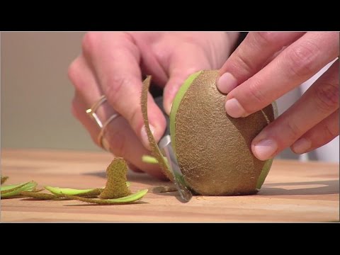 Krojenie owoców na sałatkę macedońską: poziom Masterchef [ Masterchef ]