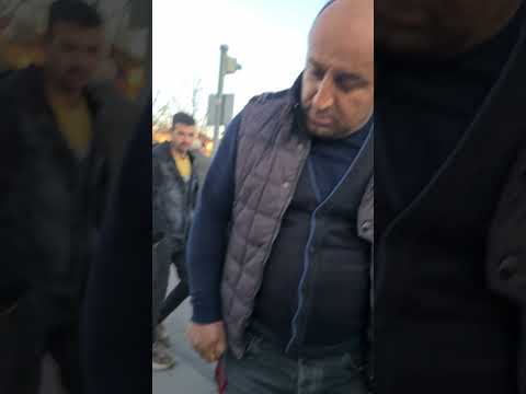 sizce bebek arabasına nasıl girdik!