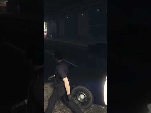 How GTA 5 Online Players handle getting pulled over #gtaonline #gtav #gaming