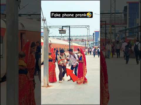 phone ke liye l@dai❤️🤣 #shorts #poppervishal #prank #phone #funny #reaction