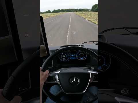 Mercedes eActros acceleration fully electric truck