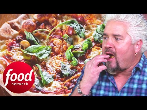 This Vancouver Restaurant Serves DELICIOUS Artisan Pizzas | Diners, Drive-Ins & Dives