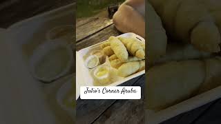 Julio’s Corner Aruba 🌴 Burgers, fries & nightlife energy after dark 🌙 #aruba #foodie #latenight