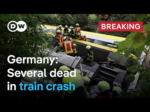 Around 100 people on board the derailed train in Southern Germany | DW News