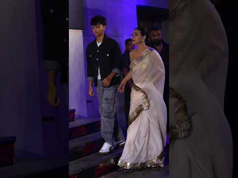 Ajay Devgan 😎 Srk king Kajol 😘 4k Shorts video#trending #viralvideo #gta5_fivem_tricks