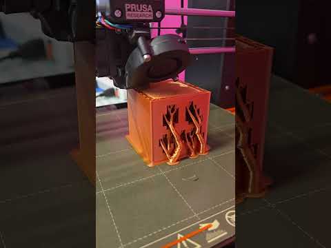 3D printing a Minecraft pumpkin #minecraft