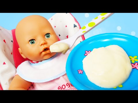 Видео игры КАК МАМА. Кукла Беби Анабель гуляет и кушает кашу!  Весёлые игры Еда для куклы Baby Born
