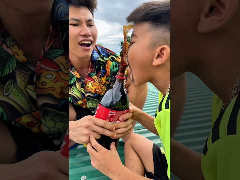 Cậu bé tốt bụng khi có người anh tốt | 129