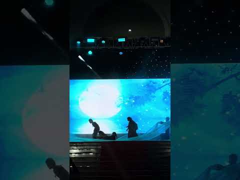 Múa siêu dẻo cực đẹp trong chương trình hướng về bão lụt