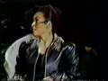 1992年，林憶蓮台北花醉演唱會，開場：灰色的逃脫/一分鐘都市一分鐘戀愛