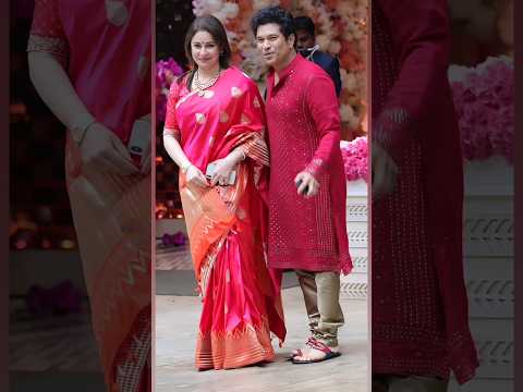 Sachin Tendulkar with his beautiful wife Anjali Tendulkar #sachintendulkar #shorts #ytshorts