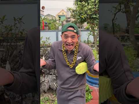 Wow 🤯🤣 món quà bất ngờ từ bố #funny #comedy