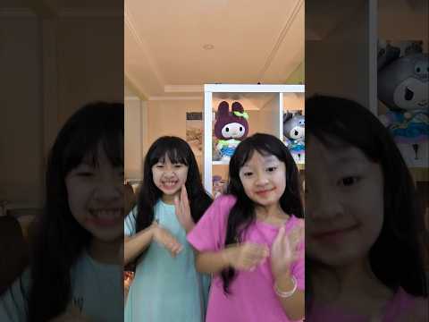 JJ WITH A TWIST JOGET VIRAL #kembar #jogetviral #twins #dance #shorts