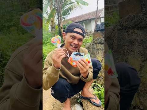 Bagi Bagi Permen Di Pengairan #shorts
