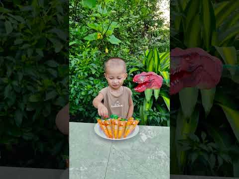 cute baby and dinosaur! p48 🦖🤣👶