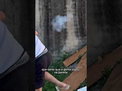 BOLA VOLTOU na CARA do MENINO 😱💥 #shorts