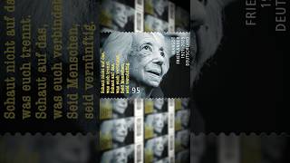 Die Sonderbriefmarke für Margot Friedländers Lebenswerk erhaltet ihr jetzt bei der Deutschen Post.