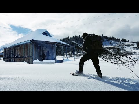 Stranded in Deep Snow ⎮ Survival in an Abandoned Cabin ⎮ Snowy Winter Camping Adventure