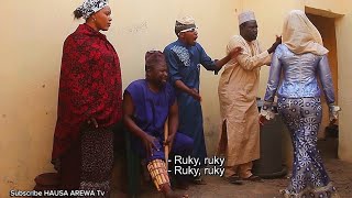 Karuwa Zan Aura Baba Me Sana'a Da Budurwa | Musha Dariya |