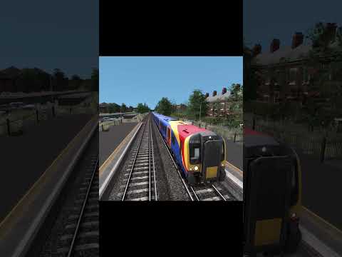 Class 450 arriving at New Milton (TS Classic) #shorts