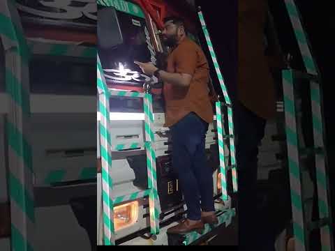 Truck Andar Se lock ho gaya andar Kasa Jaaye 😱 #shorts