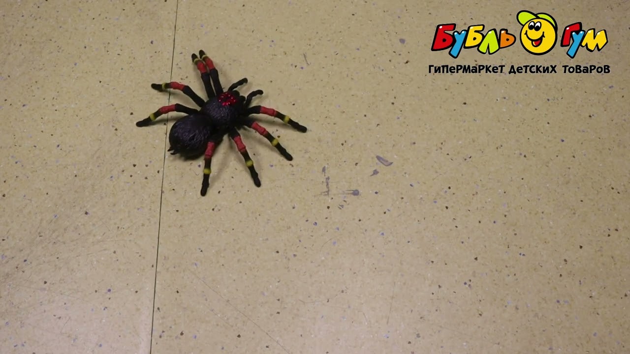 Тарантул Robo Alive на батарейках световые эффекты c вибрацией в ассортименте - видео