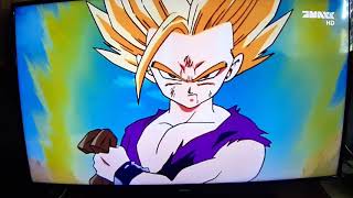 Son Gohan nimmt Cell die Magischen Bohnen weg