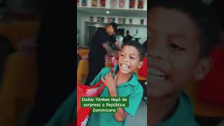 Sorprende Daddy Yankee ¡esta vaina pesa!