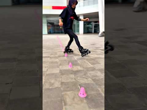 Latihan classicslalom sore #inlineskate #freestyleslalom