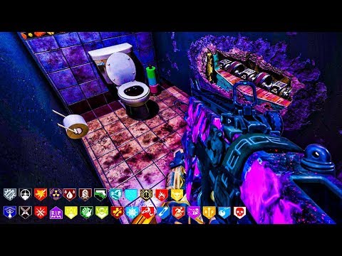 NOS ENFRENTAMOS AL BOOS ZOMBIE DEL BAÑO - CUSTOM MAP