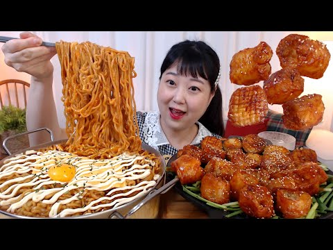 마요네즈 듬뿍 뿌린 지락실 불닭볶음면 통통한 불닭대창구이 버섯구이 먹방 Fire chicken noodles with mayo Grilled Intestines Mukbang