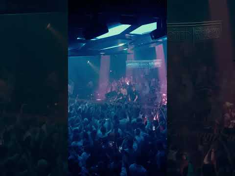 Groove Armada dropping Superstylin' (Eliza Bogan Remix) at Defected Pacha! 🍒