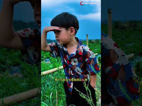 আমাদের তরমুজের পেশাব করতে গিয়ে ধরা খেয়েছে এক লোক #shortsviral #shortsfeed