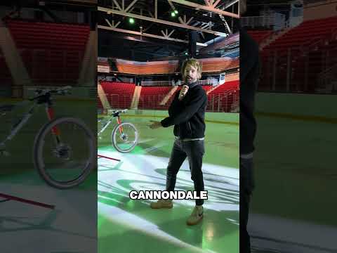 Jolanda Neff’s Scalpel Lab71 on ice ❄️ Does it get any cooler than this? 🏒