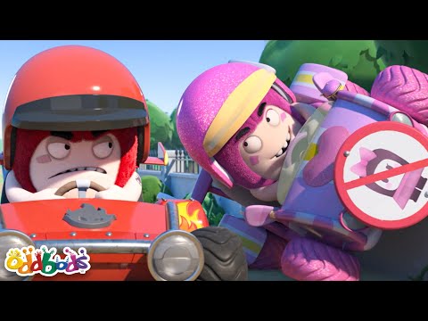 Corsa dell'auto rosa 🏁🩷 | Cartoni Animati 📺 | Video divertenti | Oddbods Italia